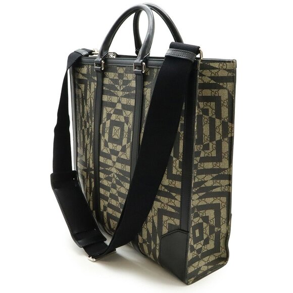 GUCCI Black Leather Shoulder Bag - Picture 3 of 10